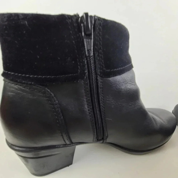 Clarks black Emslie twist ankle boot - Picture 6 of 11